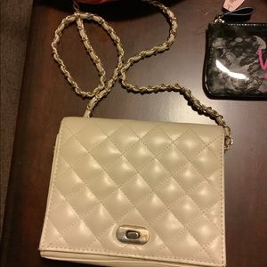 Cream crossbody vintage bag